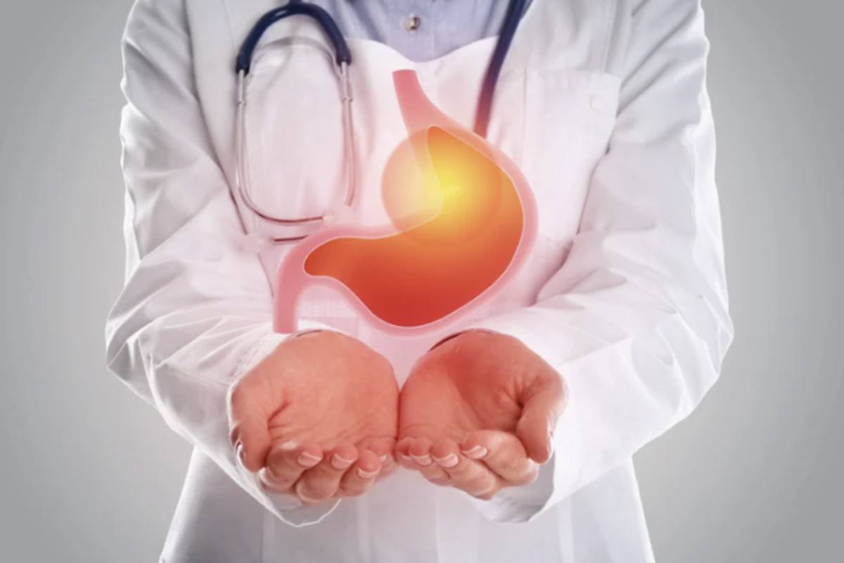 La diagnosi di indigestione si basa su un’attenta anamnesi, esame obiettivo e, se necessario, esami strumentali quali la gastroscopia